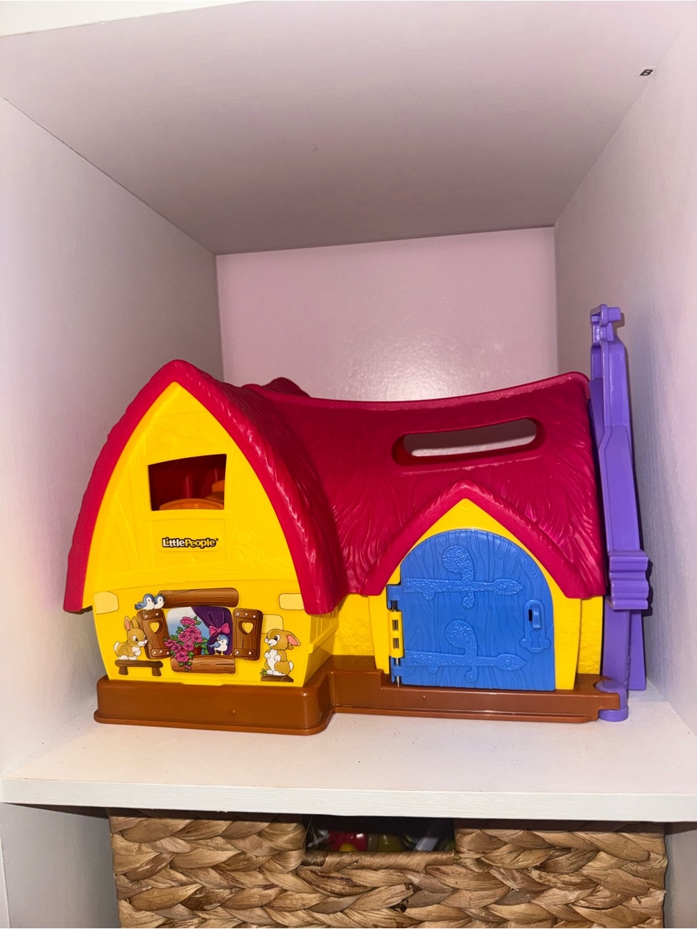 Little People Snow White fisher price dollhouse